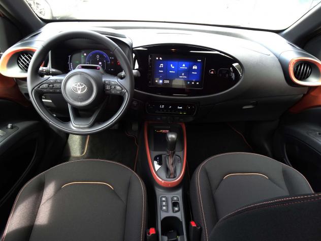 Toyota Aygo X 1.5 HYBRID 115 Icon CVT - Foto 10