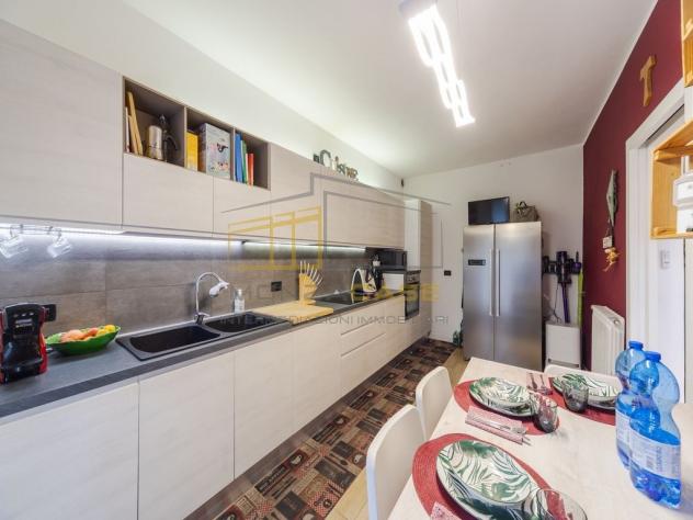 Carnate – Quartiere Passirano | Elegante villa di testa con giardino privato di 300 mq - Foto 16