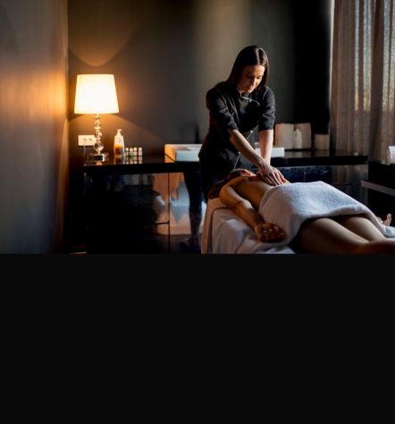 Massaggio relax e depilazione con bella massaggiatrice Italiana Tel:3349412350