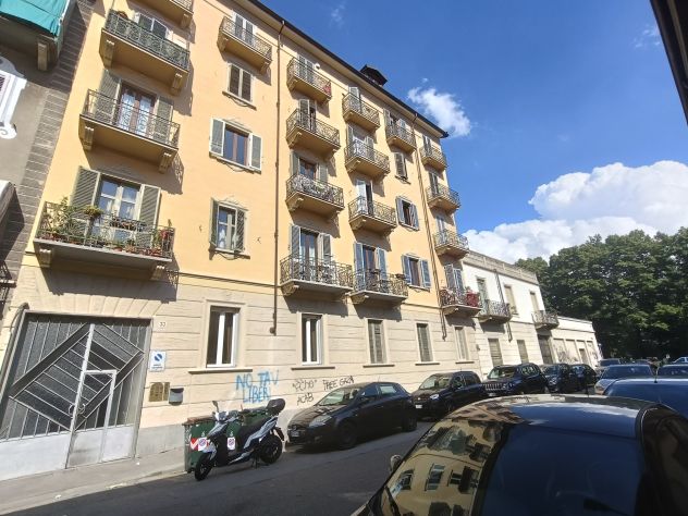 Centrale adicente Università piccolo monolocale arredato