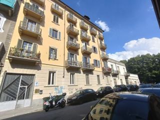 Centrale adicente Università piccolo monolocale arredato