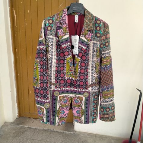 Vendo giacca Souvenir nuova
