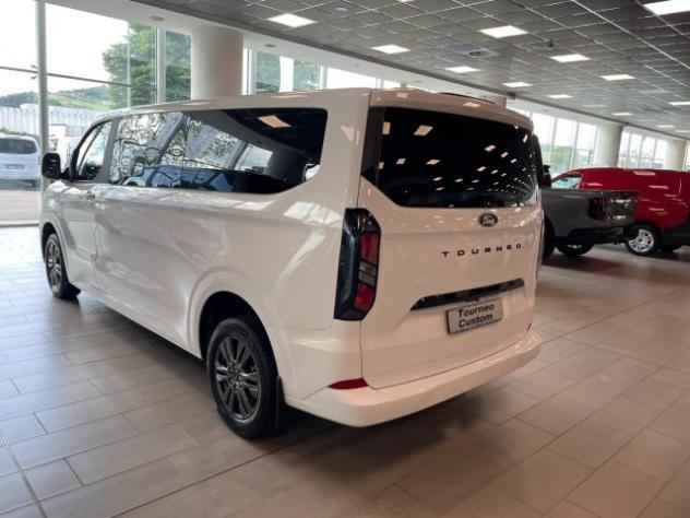 FORD Tourneo Custom 320 L2 TITANIUM 2.0TDCI 136CV 9 POSTI rif. 24198133 - Foto 4