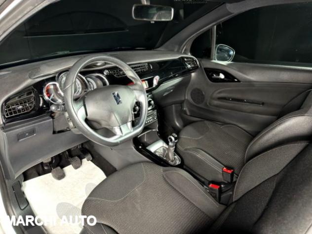 DS AUTOMOBILES DS 3 1.4 HDi 70 Chic rif. 24182327 - Foto 10