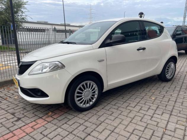 LANCIA Ypsilon 1.0 Hybrid Ecochic Silver BELLISSIMA!!!! rif. 24179590 - Foto 2