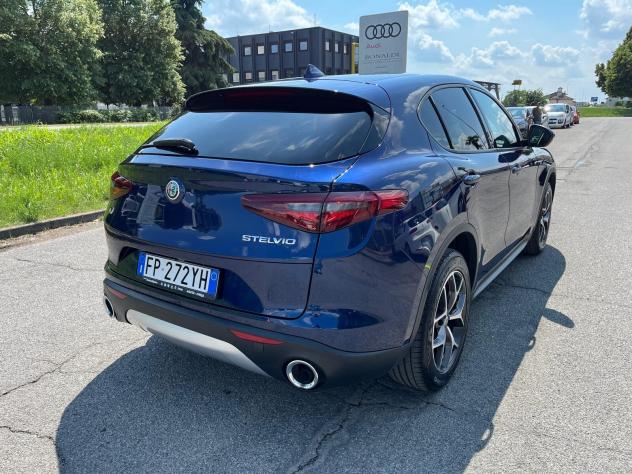 Alfa Romeo Stelvio 2.2 Turbodiesel 210 CV AT8 Q4 - Foto 7