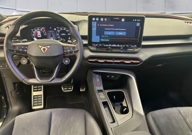 CUPRA Terramar Terramar 1.5 eTSI 150CV DSG TETTO PANORAMA APRIBILE MATRIX SOUND SYSTEM ACC mod. 2026 - Foto 8