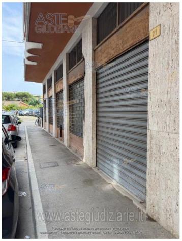 IMMOBILI-IMMOBILE COMMERCIALE-Via Seneca, 21, 65127 Pescara PE, Italia - Foto 6