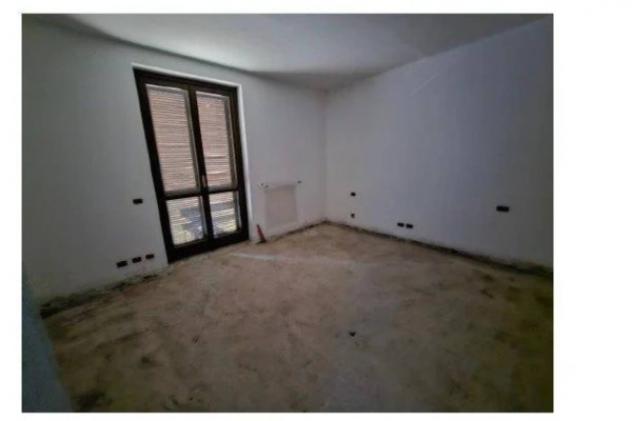Immobile in asta di 274 m² con più di 5 locali e box auto doppio in vendita a Cesate - Foto 6