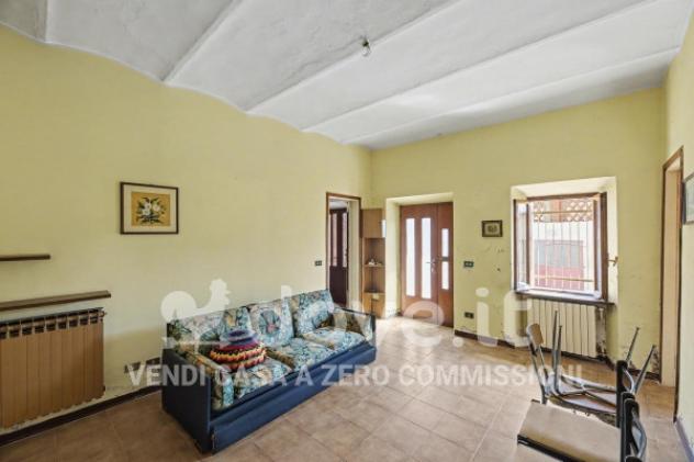 Casa indipendente di 263 m² con più di 5 locali in vendita a Divignano - Foto 5