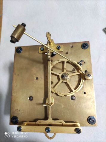 Riparazione e restauro orologi a pendolo e 400 giorni - Foto 4