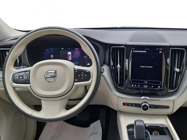 Volvo XC60 B4 197+14 CV AWD Mild Hybrid Diesel Automatico Ultimate Bright - Foto 9
