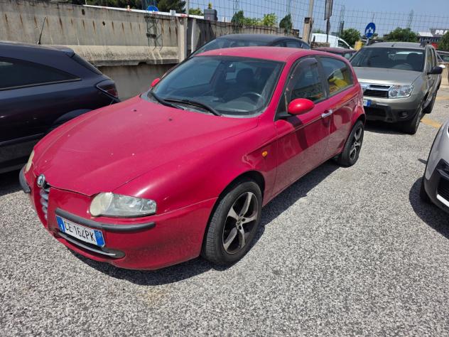 Alfa Romeo 147 1.6i 16V Twin Spark cat 5p. Distinctive PELLE