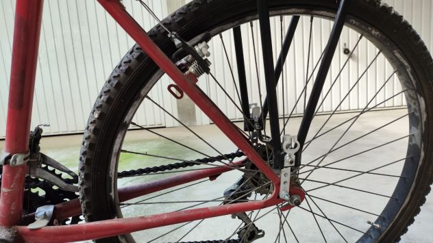 Bicicletta 26" con portapacchi dietro - Foto 7