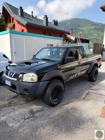 NISSAN - King Cab