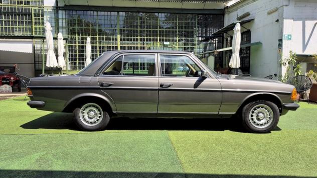 Mercedes-Benz 240 D Berlina W123 - 1980 - Foto 9