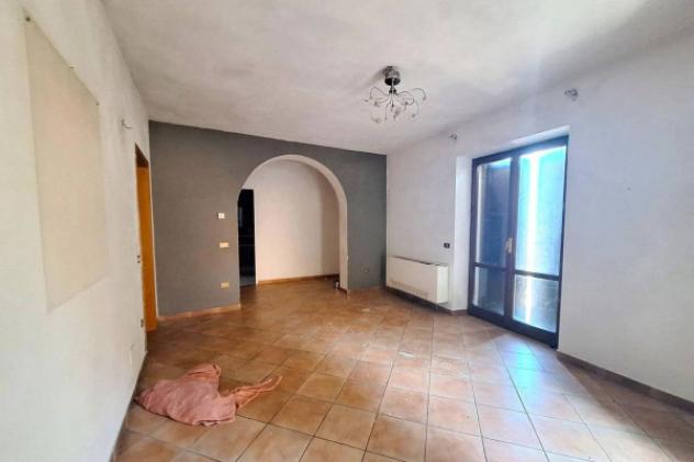 Immobile in asta di 228 m² con più di 5 locali e box auto in vendita a Gualdo Tadino - Foto 7
