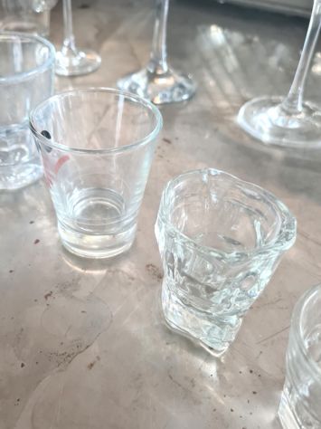 bicchieri e calici per vino e liquori usati - Foto 5