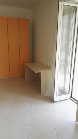 Stanza doppia con balcone - vicinanze Campus/ Università e stazione - Foto 3