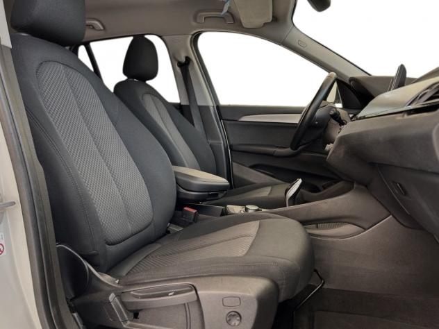 BMW X1 sDrive 18d 150 CV Automatica NAVI LED Business Advantage - Foto 7
