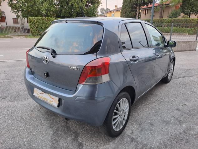 Toyota Yaris 1.3 3 porte M-MT Sol - Foto 4