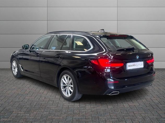 BMW Serie 5 (G30/G31) 518d 48V Touring Business - Foto 4