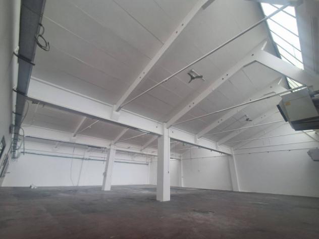 Immobile di 650 m² con 4 locali in affitto a Zola Predosa - Foto 3