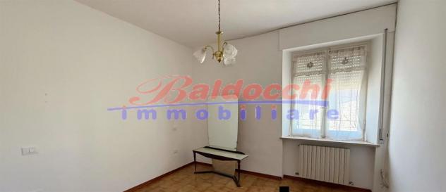 Casa di fila di testa di mq. 240 commerciali disposta su due piani da ristrutturare. - Foto 15