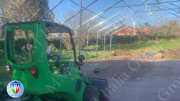 Strutture senza Permessi 9,0 x 24,0 x 5,38 mt. a Crotone