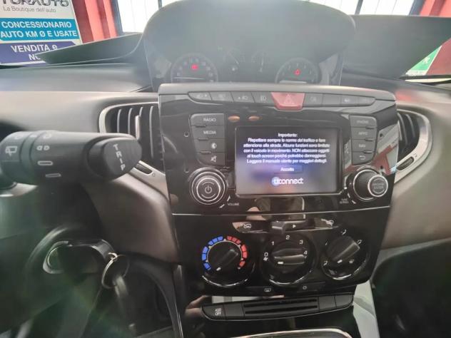 Lancia Ypsilon 5 porte NEOPATENTATO - Foto 10