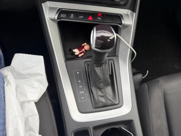 Audi Q3 45 TFSI e S tronic Business - Foto 10