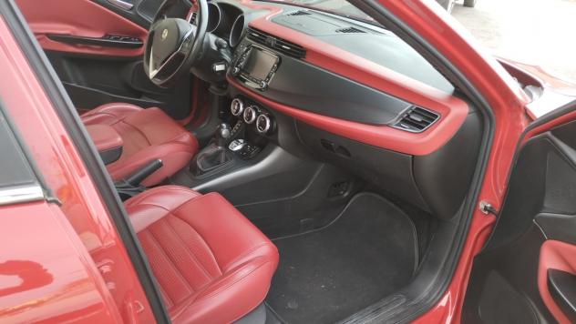 Alfa Romeo Giulietta 1750 Turbo TCT Quadrifoglio Verde - Foto 9