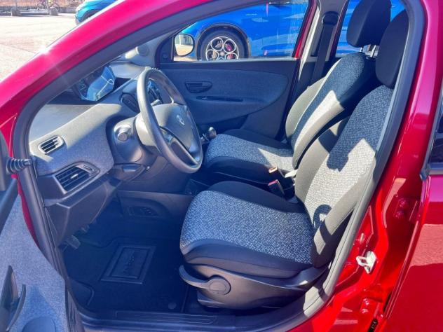 Lancia Ypsilon 1.0 FireFly 5 porte S&S Hybrid Silver - Foto 5