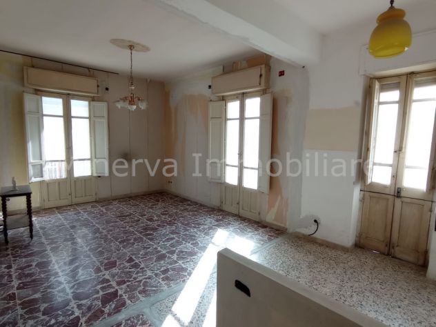 Appartamento con garage in vendita a Lentini
