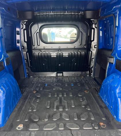 Fiat Doblo Dobl1.6 MJT 90CV S&S PC-TN Cargo Lounge - Foto 7