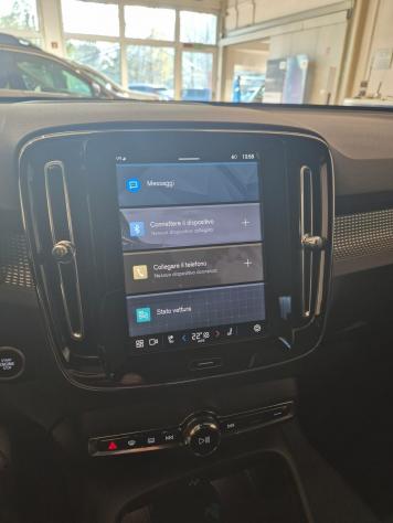 Volvo XC40 B3 automatico Plus Dark - Foto 6