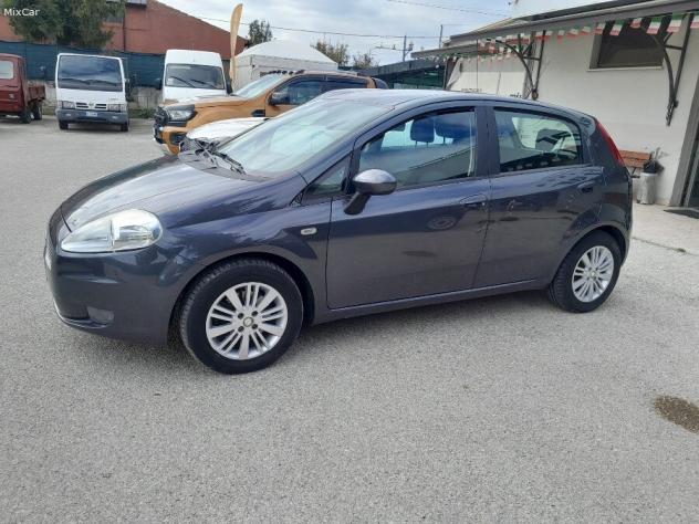 FIAT Grande Punto Grande Punto 1.3 MJT 90 CV 5 porte Dynamic - Foto 2