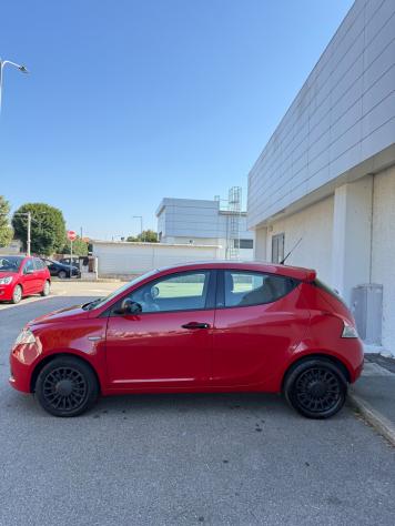 Lancia Ypsilon 1.2 69 CV 5 porte GPL Ecochic Gold - Foto 6