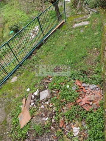 SEMINDIPENDENTE DA RISTRUTTURARE CON CANTINA E GIARDINO. - Foto 13