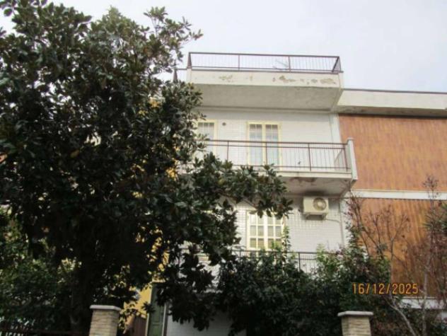 Immobile in asta di 189 m² con più di 5 locali in vendita a Torremaggiore - Foto 2