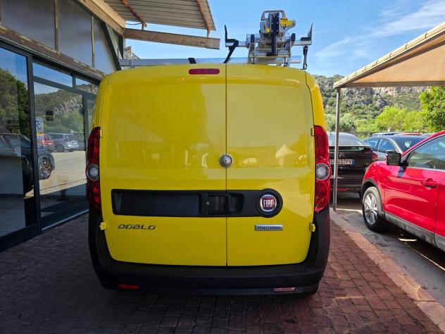 Fiat Doblo Dobl1.3 MJT PC-TN Cargo Lamierato SX - Foto 6