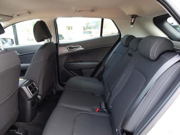 Kia Sportage 5ª serie 1.6 TGDi MHEV Business - Foto 9