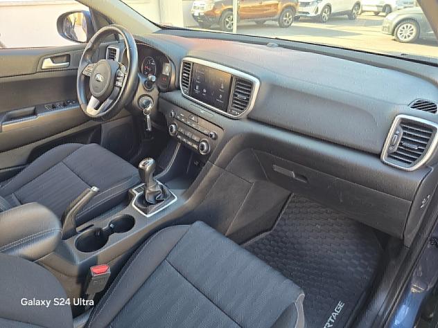 Kia Sportage 1.6 CRDI 136 CV 2WD HYBRID Urban - Foto 10