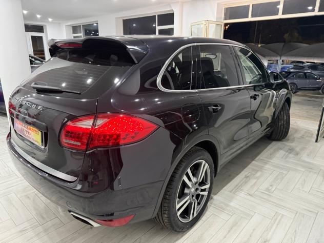 Porsche Cayenne 3.0D245cv PLATINUM ED. DA VETRINA2014 - Foto 9