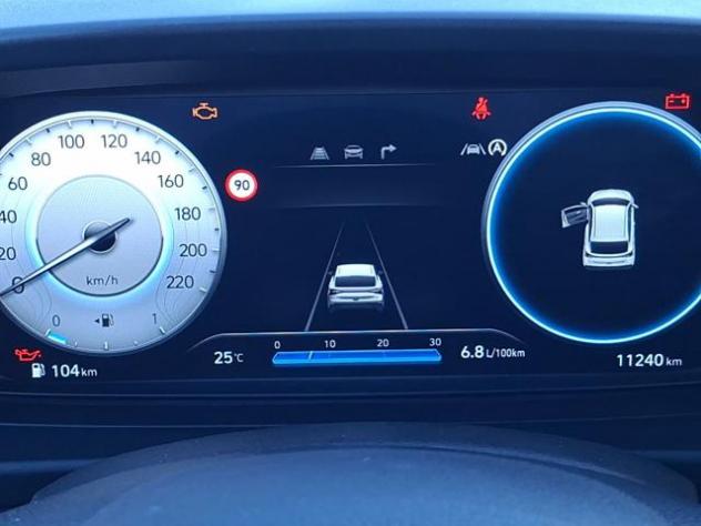 HYUNDAI i20 1.2 MPI GPL Connectline rif. 24031730 - Foto 10