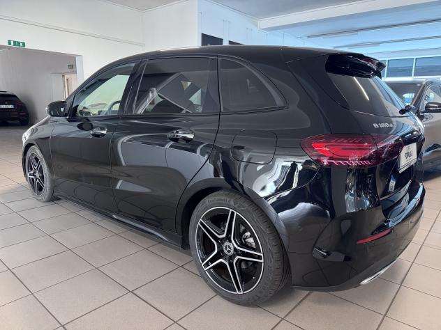 Mercedes-Benz Classe B B 180 d AMG Line Advanced Plus - Foto 4