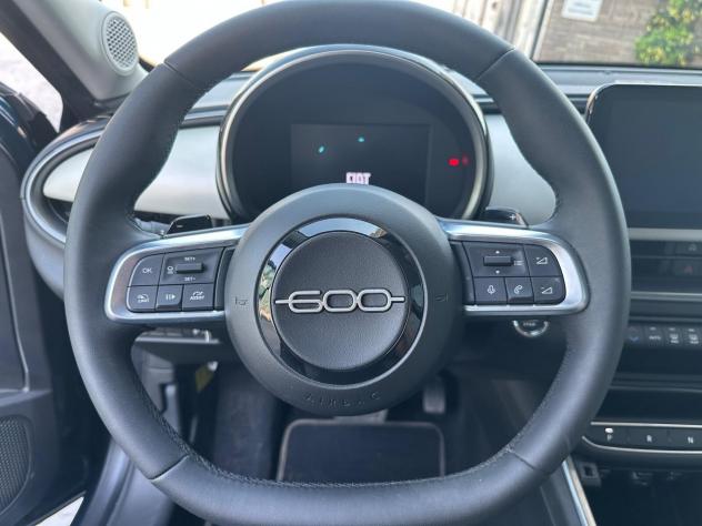 Fiat 600 Hybrid 110 CV DCT MHEV La Prima - Foto 9