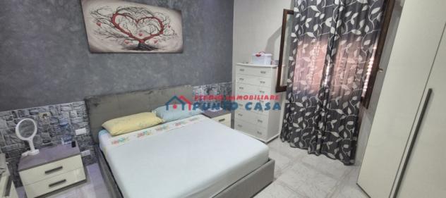 VALDERICE - Casa a solo piano terra e primo, mq 180 ca, ampio 4 vani oltre accessori con giardino e terrazzo. Ristrutturata. Euro 200mila CL GI - Foto 5