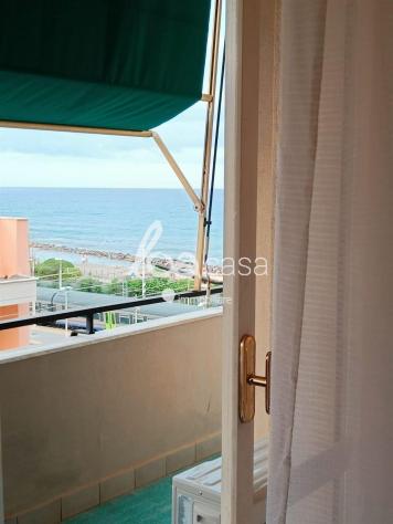 ID 882 Loano Via delle Olivette fronte mare CIN IT009034C2QFJJL46H - Foto 7