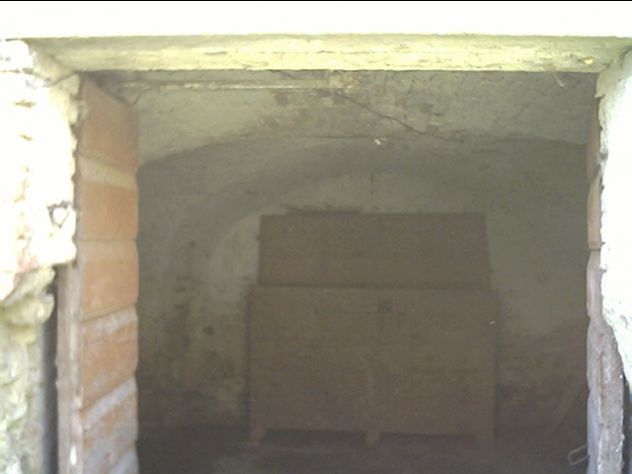 RUSTICO DA RISTRUTTURARE SU DUE LIVELLI - Foto 8